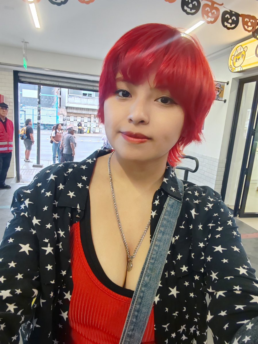 arachan7u7's tweet photo. Muchachos, tengo un sueño que cumplir. Y la empleabilidad del Perú no está funcando. Toca dedicarme a la creación de contenido propio 24/7. Ya me di por vencida siendo empleada. ¿Me arriesgo a ser figura pública experta en anime yaoi, streams Otakus y videos random? https://t.co/B9ZAmjxcDC