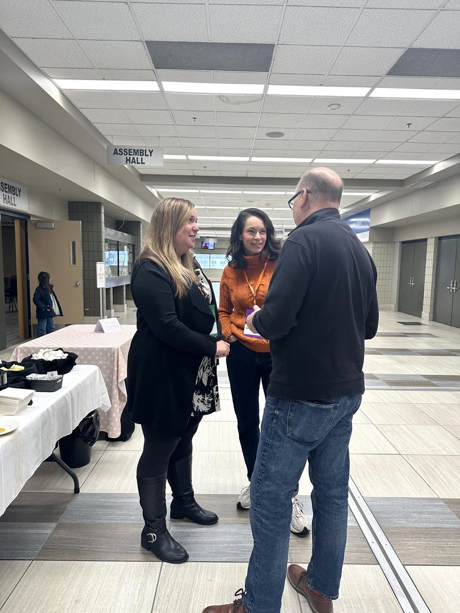 HMcPhersonNDP's tweet image. Great to be in Brandon at the Manitoba NDP Convention this weekend. Connecting with friends, union leaders, and new and long-time NDP activists and members who know that when we build a bigger table, everyone gets a seat, and a voice.