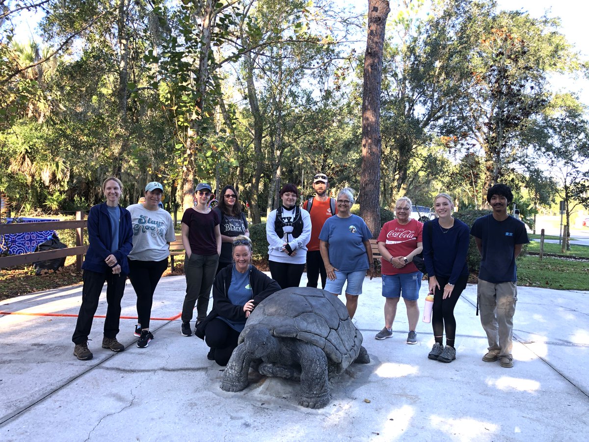 SERVProgram's tweet image. Thanks to the volunteers who helped to remove invasive plants from the @Centralflzoo  (10/29/25)! Together we removed 2 huge piles of guinea grass, air potato vine, &amp;amp; wild taro to protect #biodiversity &amp;amp; prevent the spread of #invasivespecies. We look forward to partnering again!