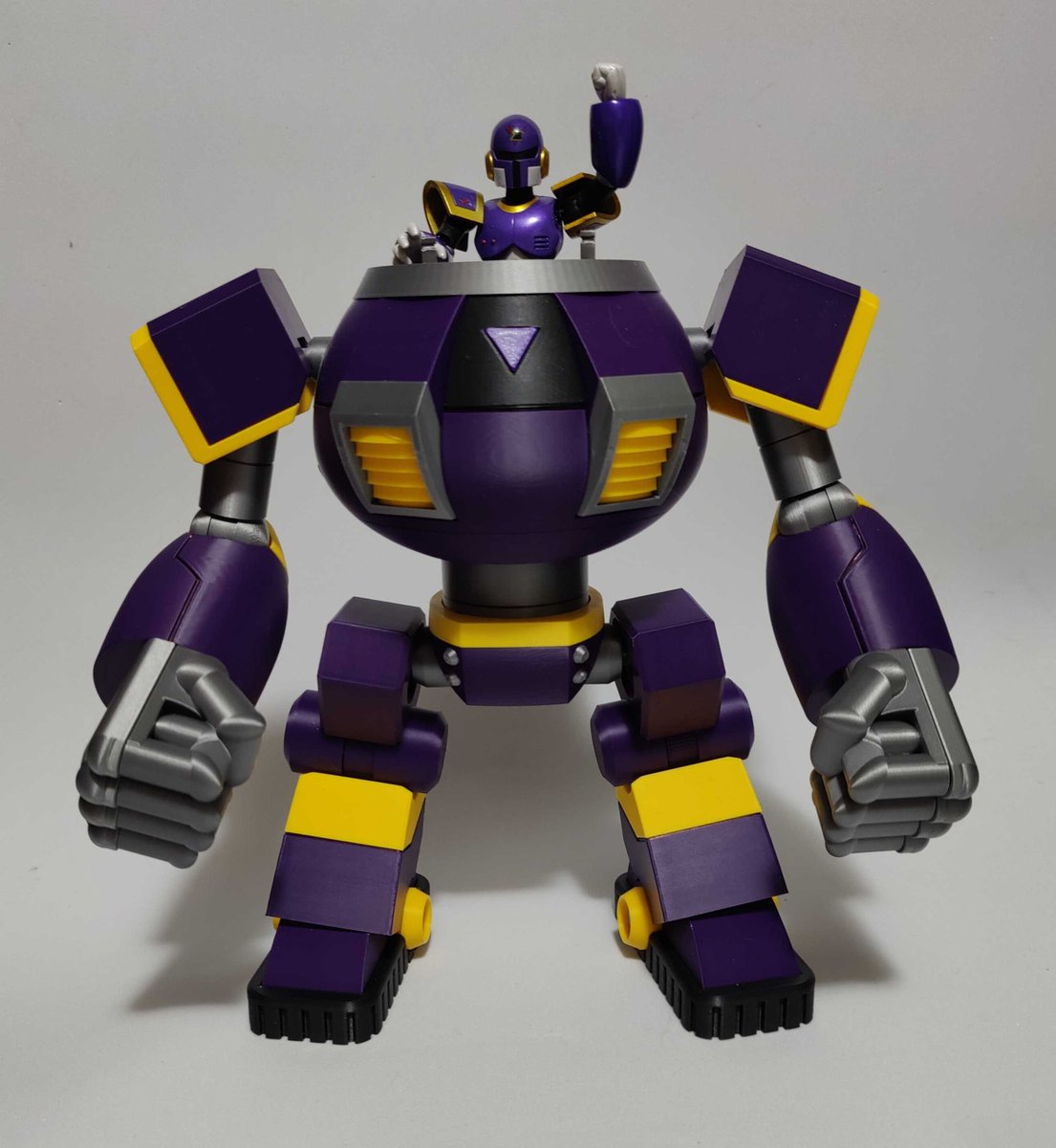 Welp, shortly after recovering enough to get back to work, our interim manager decided to absolutely gut my hours.
So in that case, I'm running a sale again.  15% off everything in the Etsy shop, including some recently added Ride Armors.  A few of the player ones, but only one