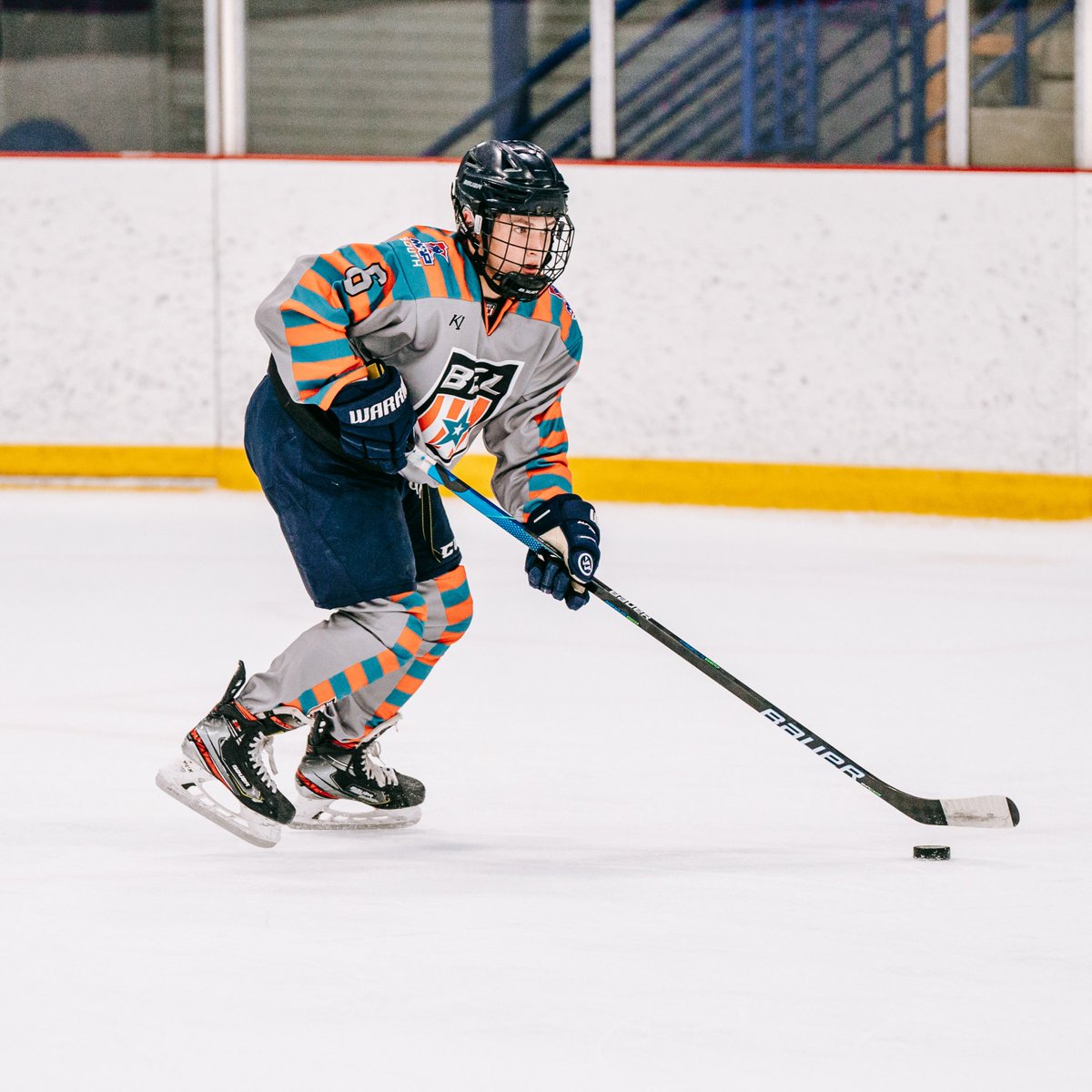 YouthHockeyHub's tweet image. BHS

YHH has confirmed that Maine commit Henry Sampair will return home to play for Mahtomedi this winter.

Sampair played his Freshman year at Hill-Murray and the last two seasons for the Long Island Gulls.