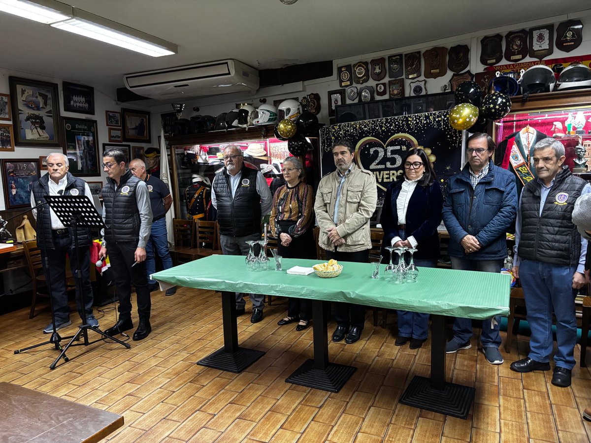 25 años de este rincón de Valdemoro que conocemos como La Sede, la Asociación de Antiguos Alumnos de los Colegios de la <a href="/guardiacivil/">Guardia Civil</a> referente de alumnos del Colegio Duque de Ahumada y de huérfanos del instituto de varias generaciones.
Gracias por vuestra invitación.