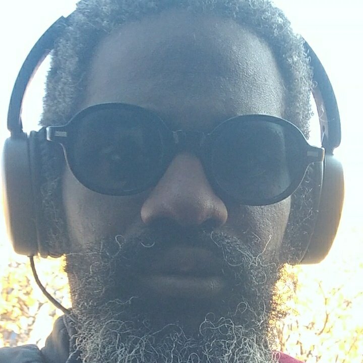 BMgood_'s tweet photo. #NewProfilePic Or profile post, in your music} I think I listen the most.. CHEERS TO US ALL!! 🍸🍾 For #WHAT we do in our posts.😎 https://t.co/chZtuznURb
