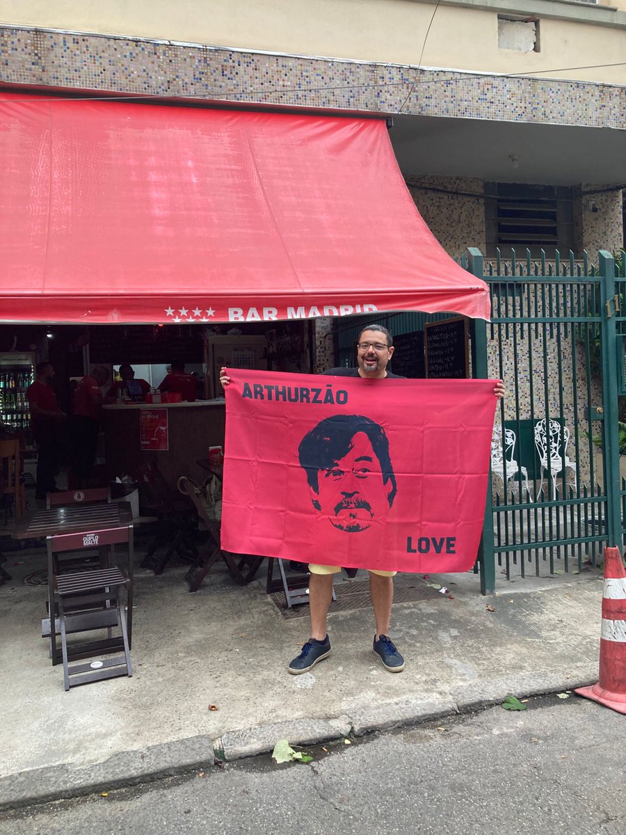 Arthurzão love. 
Mengão sempre
❤️🖤
<a href="/Urublog/">Arthur Muhlenberg ☮️</a>