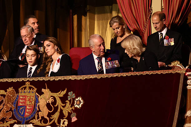 Prince George of Wales, Catherine, Princess of Wales, King Charles III, Queen Camilla, Prince Richard, Duke of Gloucester, Sophie, Duchess of Edinburgh, Prince Edward, Duke of Edinburgh attend The Royal British Legion Festival of Remembrance event.
📸 JACK TAYLOR via Getty Images