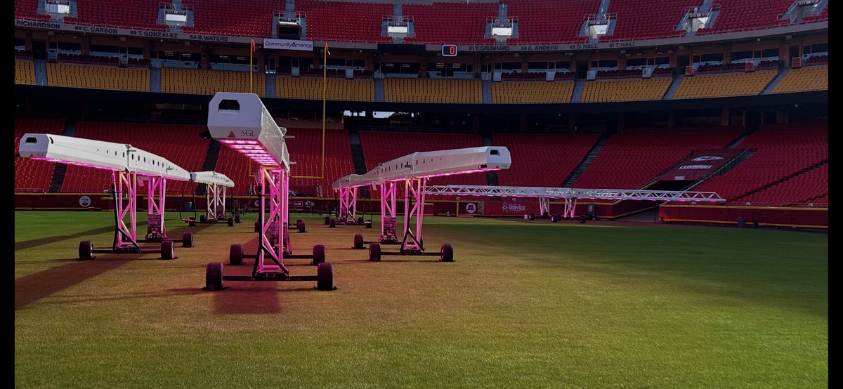 Travis Hogan tweet media