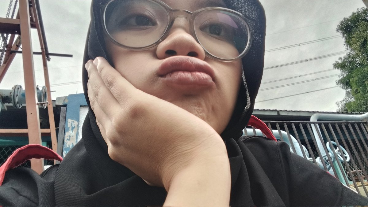 blackpegaxus's tweet photo. life update duniawi https://t.co/3Bgh9M29hN