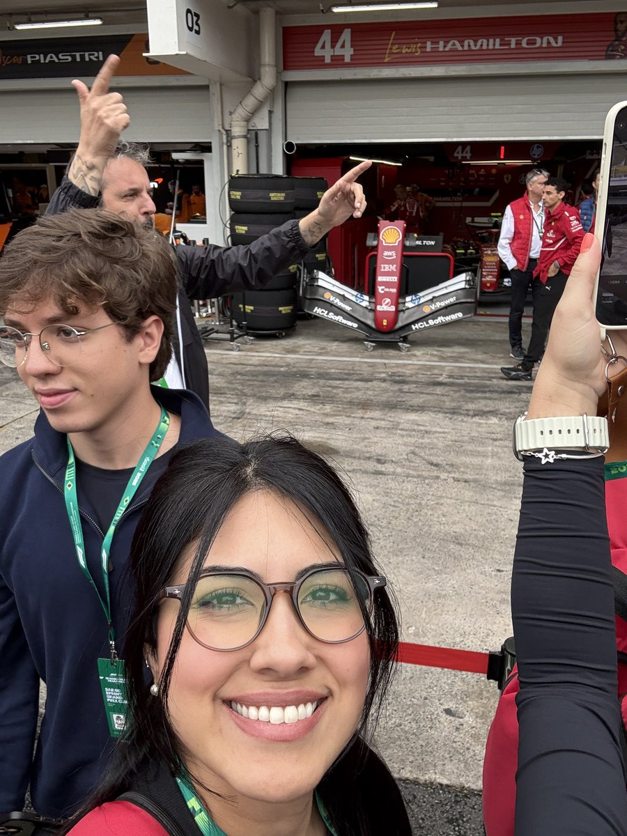 AmandaSCalegari's tweet photo. o carro do homem… O CARRO DO HOMEM 

#Formula1 #F1 #Interlagos #Braziliangp #GPSP #BrazilGP https://t.co/VHP2D5cGGU
