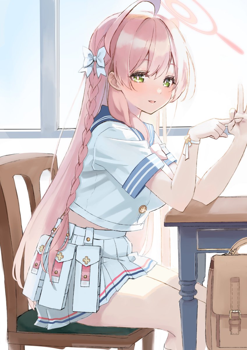 浦和ハナコ(ブルアカ) 「お題箱より >超絶美しい隣の席のハナコさん 描き手の技量が問われるやーつ 」|とっとり千年のイラスト