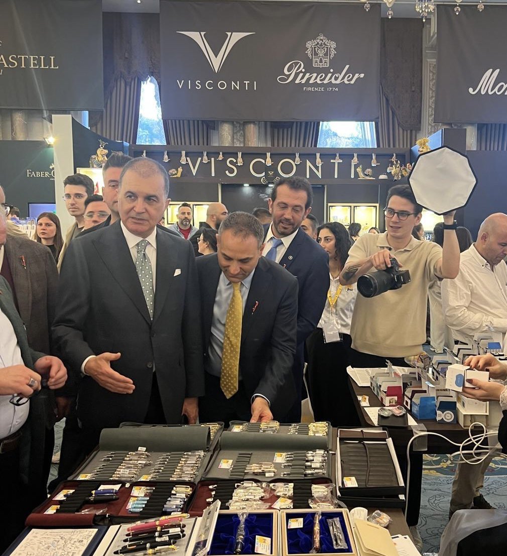 Meşrebimizin ilk cümlesi, “kaleme hürmet”tir… 

#Penfest