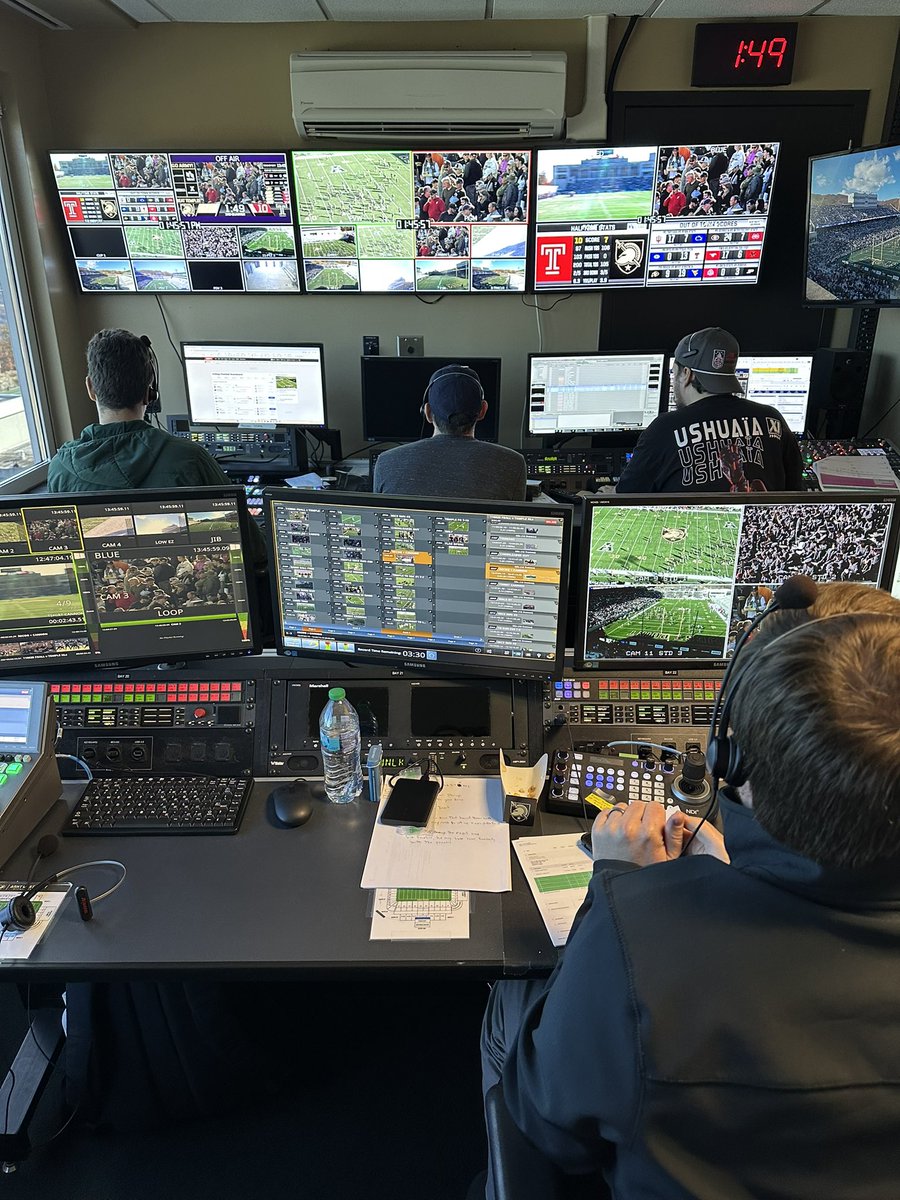LinacreMedia's tweet photo. What a W for #Army (5-4) over #TempleβΌοΈ
Season 6οΈβ£ π for us at #WestPoint β the #ArmyFootball control room is fired and ready for the #AmericanConf Champs. π
#GoArmy #ArmyNavy #CICTrophy #CollegeFootball #LinacreMediaOnTV ππ₯ππ½ππΊπΈ https://t.co/2LqnyU9RoL