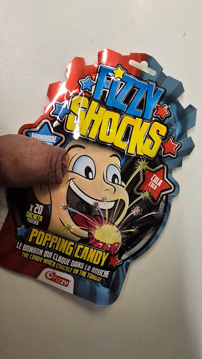 🔞 Foreskin surprise / Prépuce surprise 🎉 tweet media