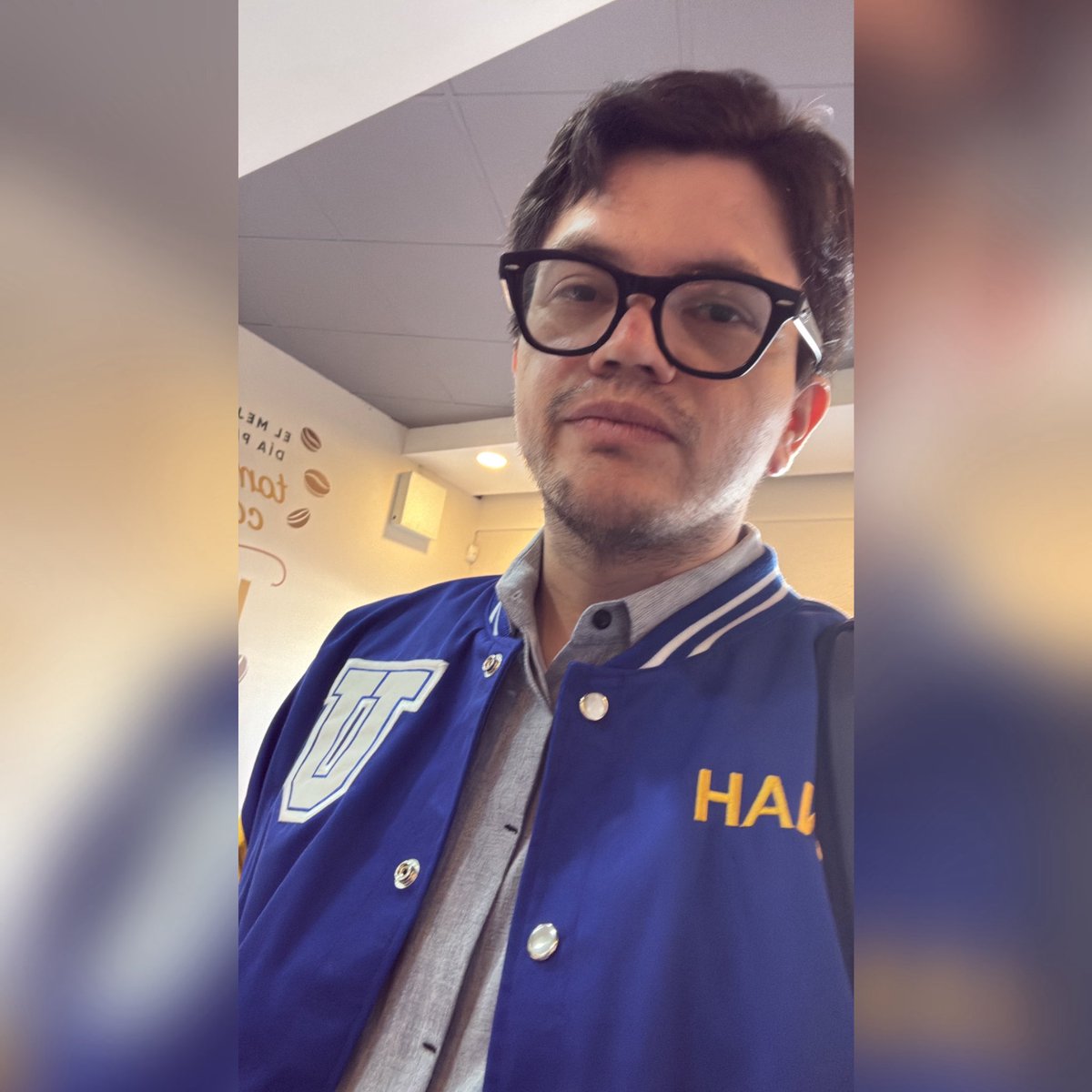 ✨ Qué bonito regresar a mi alma mater, la Facultad de Ciencias Médicas de la UNAH, y compartir con futuros médicos en el taller “Código Ictus: ¡Tiempo es cerebro!” 🧠
Un honor aportar desde la trinchera del ictus para las nuevas generaciones. 💜 #Ictus #UNAH