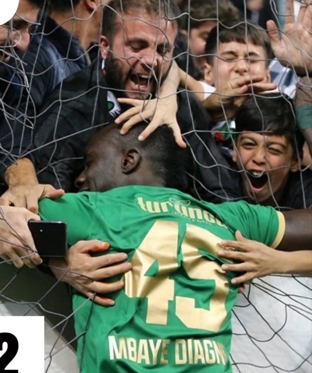 Mbaye Diagne bambaşka bir topçu .