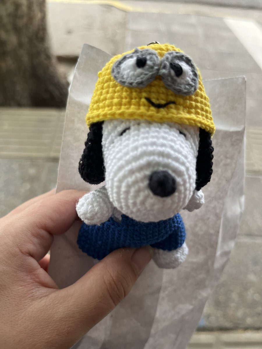 tuve un día tan de mierda que salí de trabajar y me compré un esnupi papoi