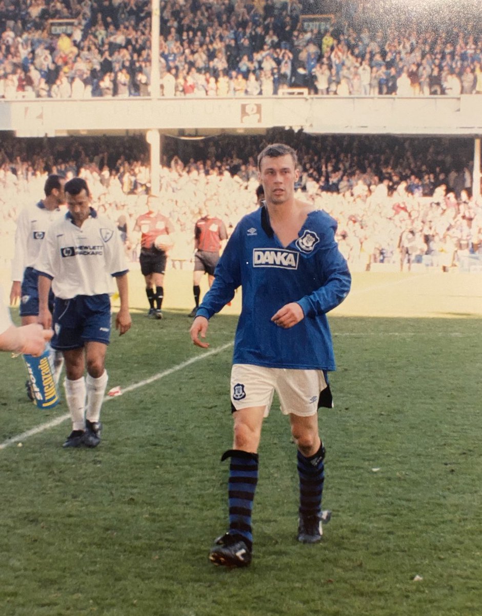 90sFootballUK1's tweet image. Great pic of Big Dunc #Everton #EFC