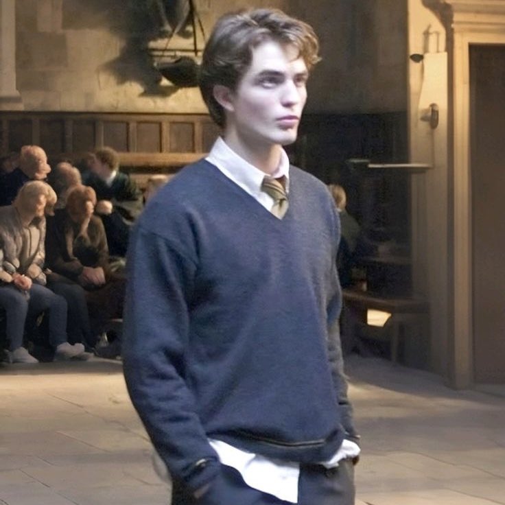 batt1nsonbf's tweet image. His mug is lethal.