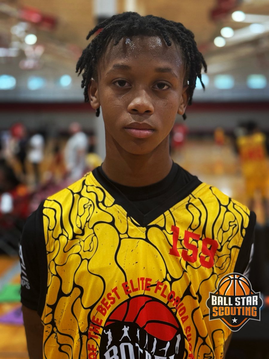 BayAreaHoopsfl's tweet photo. 2031 | 6’0” G Shawn Boyer (Hope Prep) @BOTBFL 

Boyer is a high-energy guard who impacts the game with his effort and versatility. He plays hard on every possession, consistently creating second-chance scoring opportunities. Offensively, he’s comfortable pushing the transition pace and can operate across multiple positions, giving his team flexibility. His toughness and motor stand out immediately.

@BallStarScouts @bigsmoove07