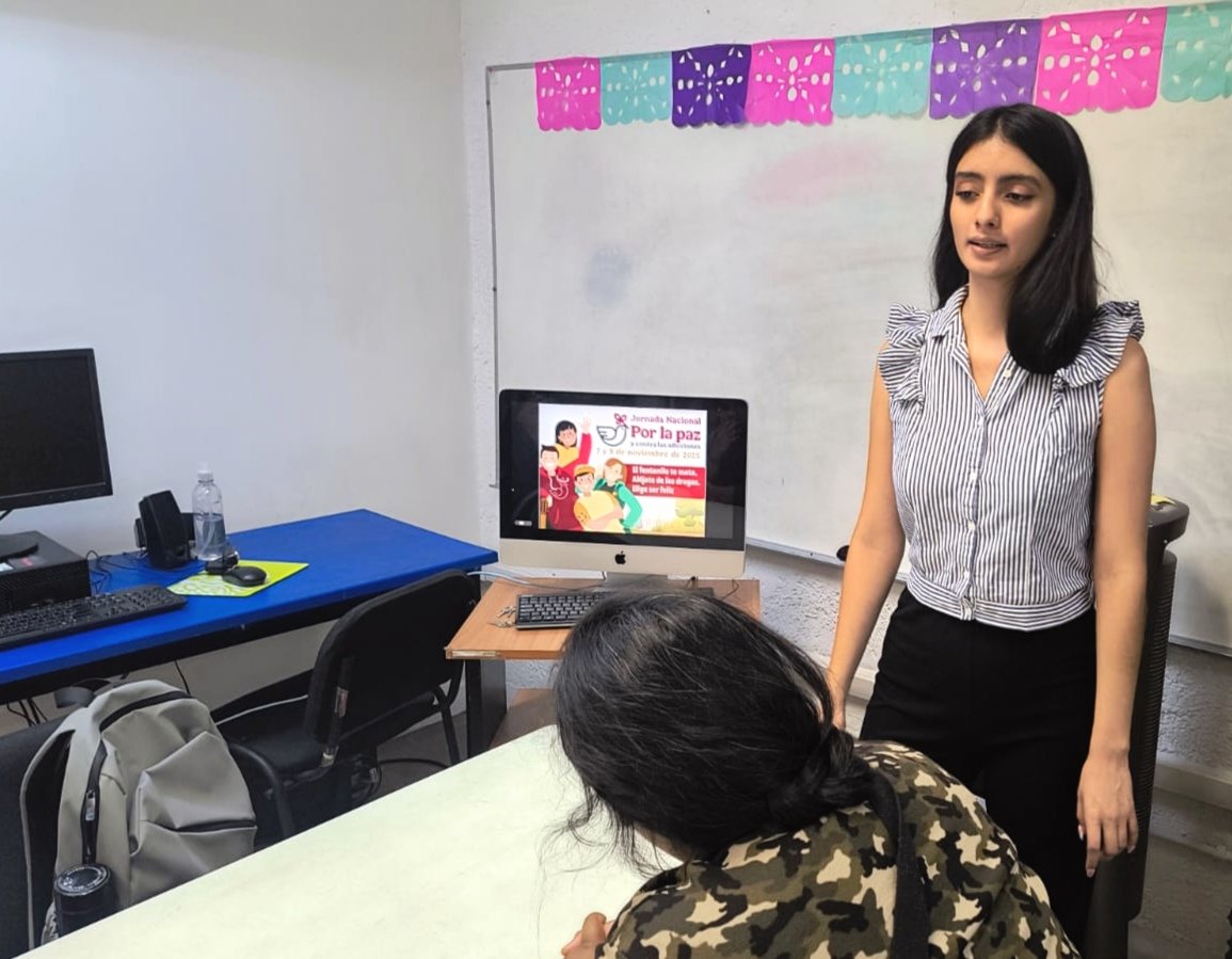 🕊️En el marco de la Jornada Nacional por la Paz y contra las Adicciones, impartimos un taller informativo para las y los estudiantes con el tema “Decide tu camino. Vive libre, vive pleno”, enfocado en la promoción de un ambiente más armonioso para nuestra comunidad educativa.