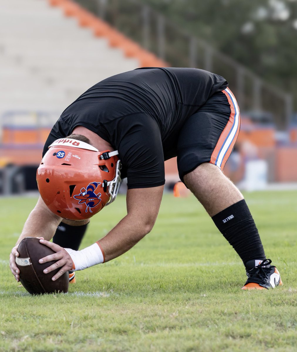 John L. Barnes tweet media