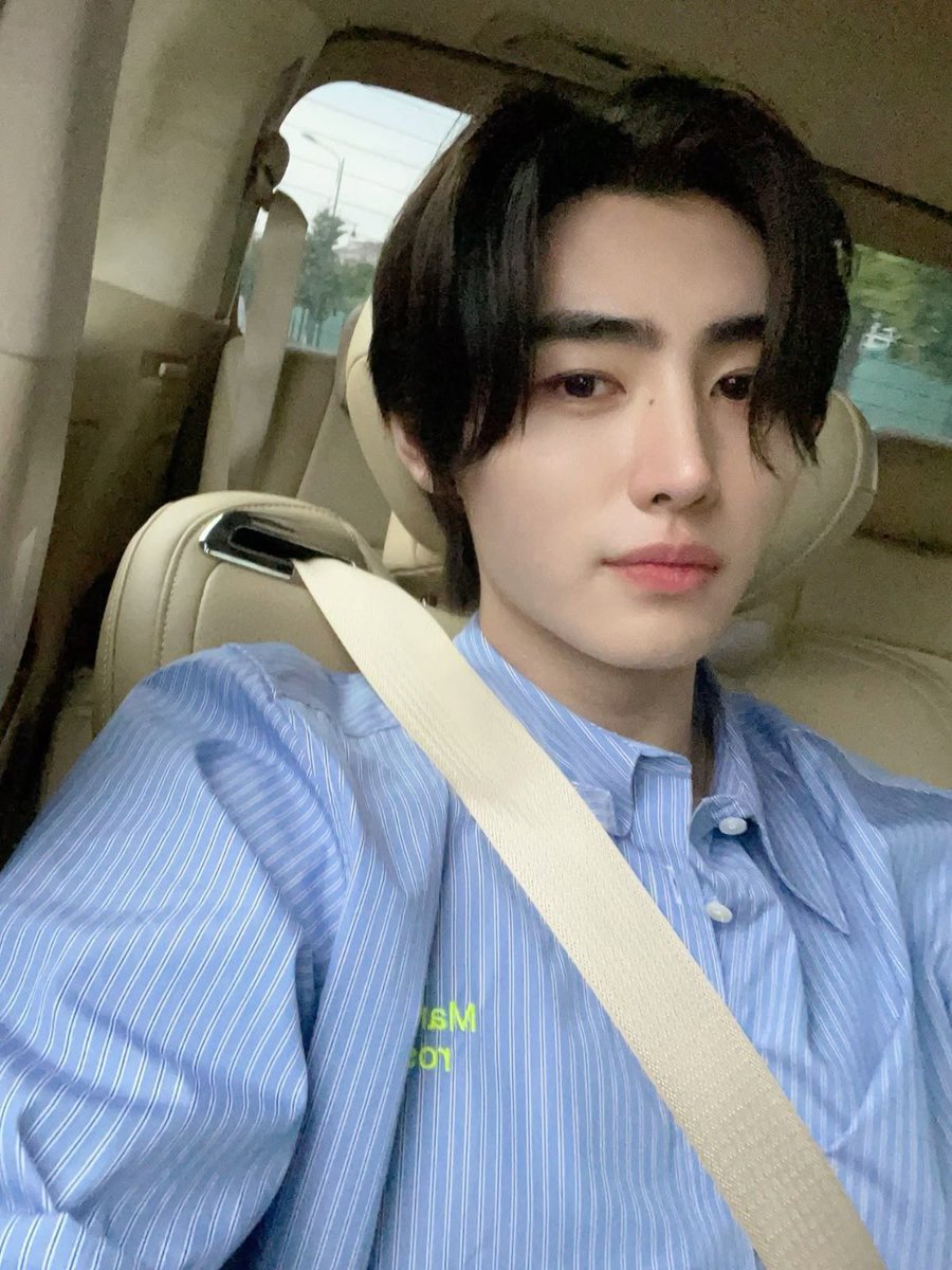 lets go for a ride (double meaning) 
#ENSD #ENGENESelcaDay