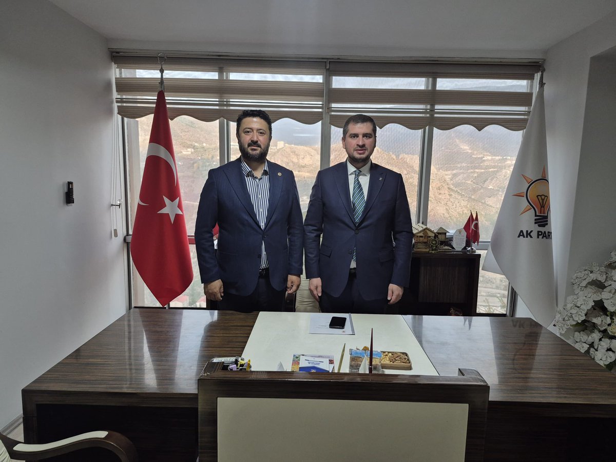 YEREL YÖNETİMLER TOPLANTISINI GERÇEKLEŞTİRDİK

İl Başkanımız Ali Semih Aydemir başkanlığında, Yerel Yönetimlerden Sorumlu  İl Başkan Yardımcımız  İsa Yerlikaya’nın koordinasyonunda, Nevşehir Milletvekilimiz ve Genel Merkez Yerel Yönetimler Başkan Yardımcımız Emre Çalışkan ile