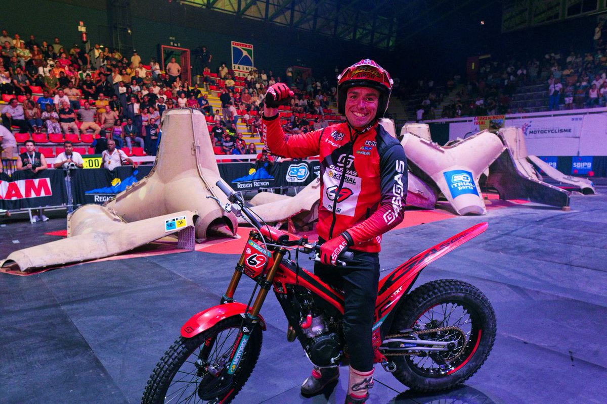 Jaime Busto secures his first victory of the season with Bou and Marcelli joining him on the podium
x-trial.com/en/news/busto-…
#xtrial #xtrialsaintdenis <a href="/jaimebusto/">Jaime Busto</a> #gasgas <a href="/tonibou_oficial/">Toni Bou Oficial</a> #gabrielmarcelli <a href="/trialteamhrc/">Repsol Honda HRC</a>
