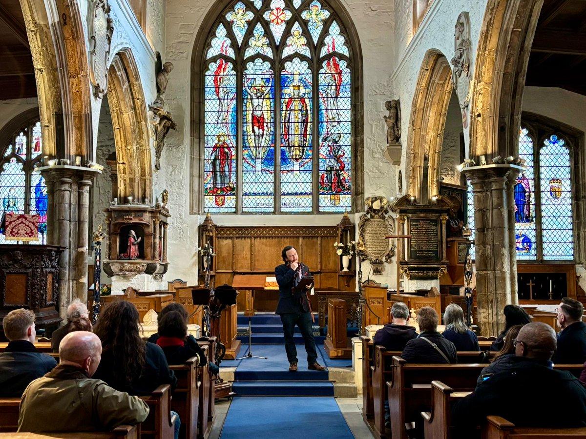 A huge thank you to <a href="/LDNStoryteller/">Thomas Barclay Matchett</a> for leading our parish walk today, connecting the parish of <a href="/stgilesfields/">St Giles-in-the-Fields</a> to <a href="/StOlaveHartSt/">St Olave Hart Street</a> through the world of Restoration London as witnessed by Samuel Pepys. A wonderful day which included a glimpse of The Lady Mayor's Show!