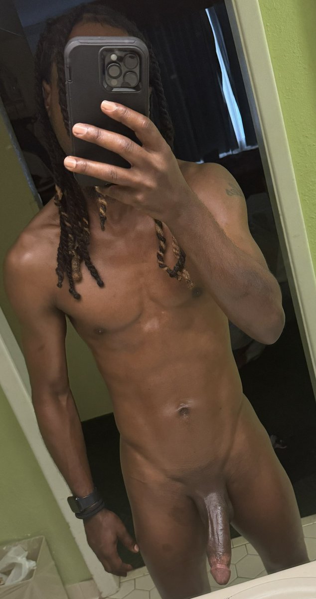 <a href="/BigDamnShawn/">Shawn 🪬</a> Ig vs Twitter