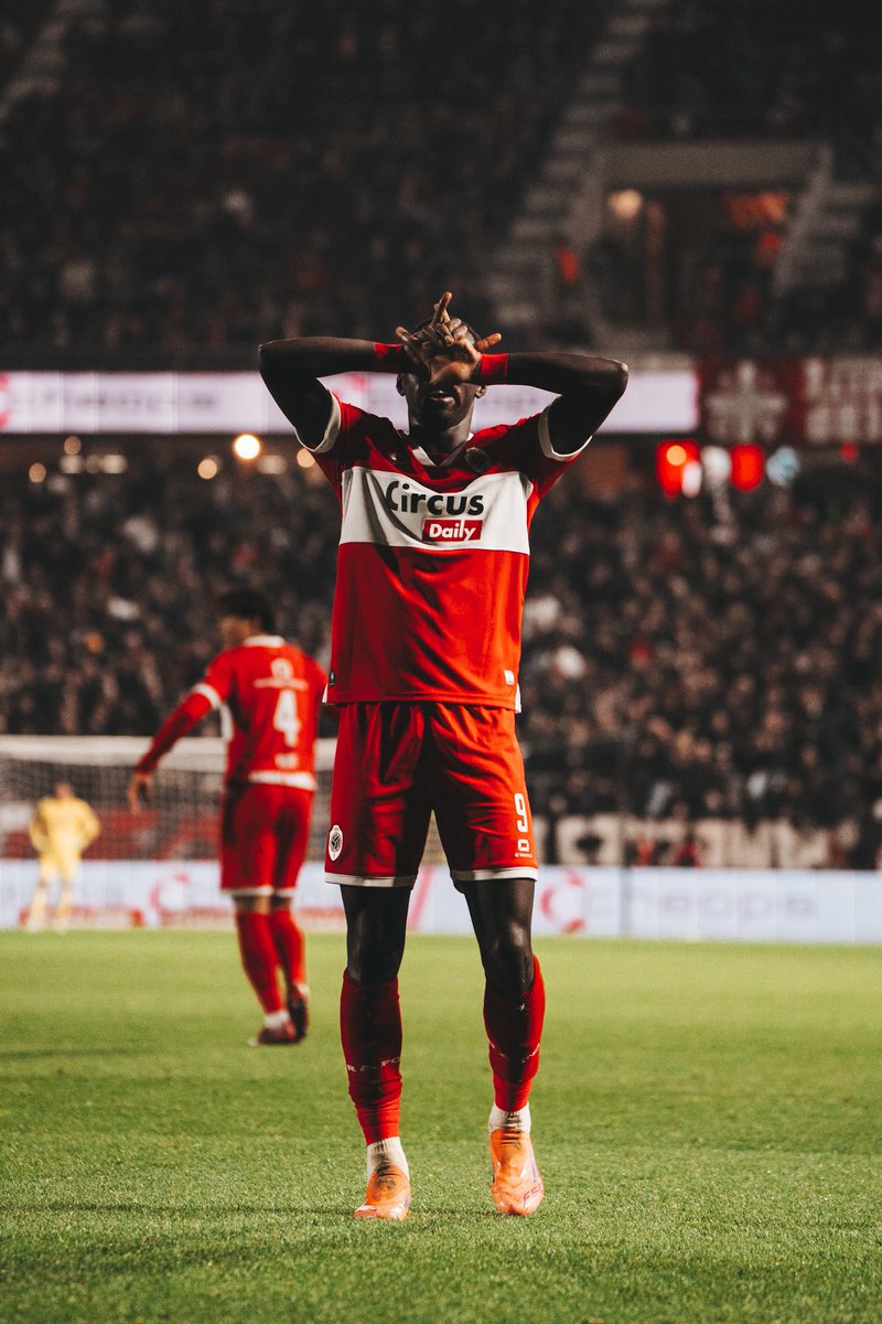 TripleKeySports's tweet image. مروان الصحفي يسجل هدفًا لـ رويال أنتويرب في شباك رايل لا لوفير بالدوري البلجيكي 👏🏻⚽️