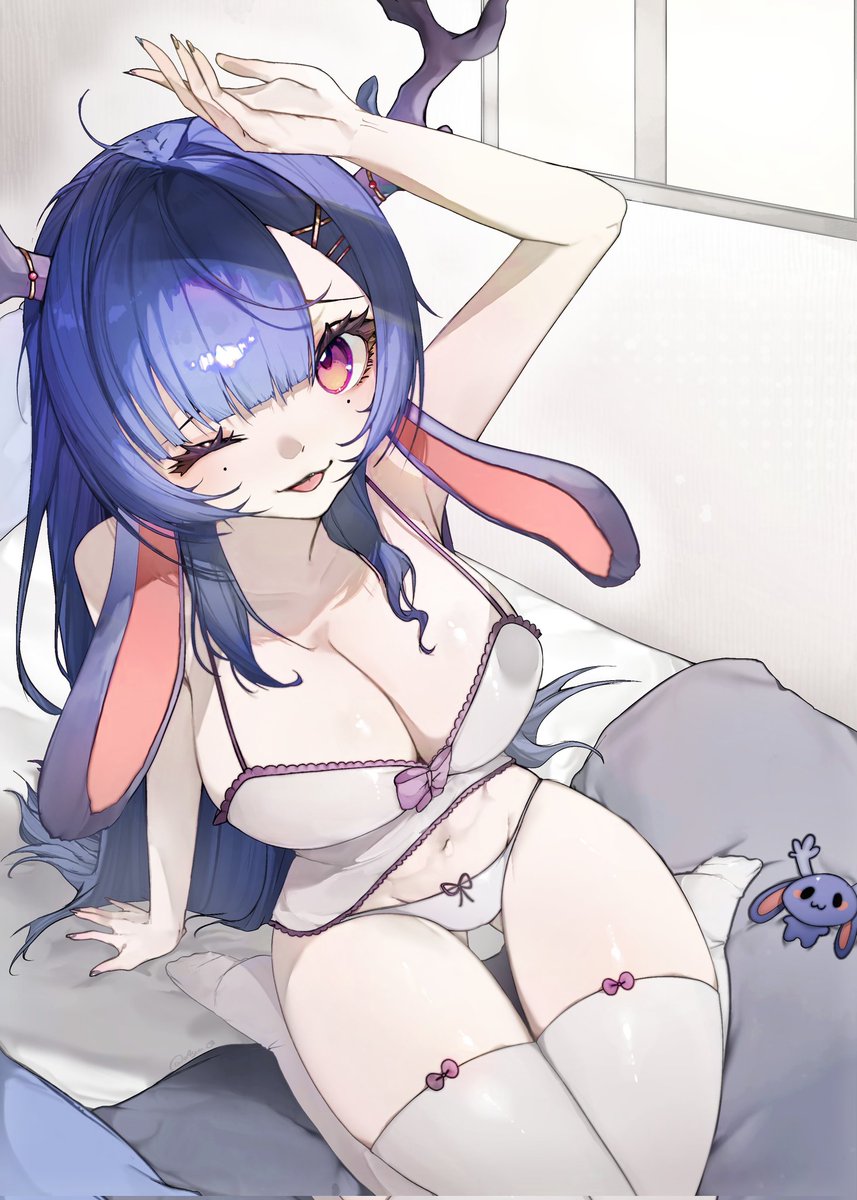 art for the winner of art raffle, <a href="/synicalbeanical/">Synical🐇🥮PARTNER PUSHING ON TWITCH</a> ! ♡