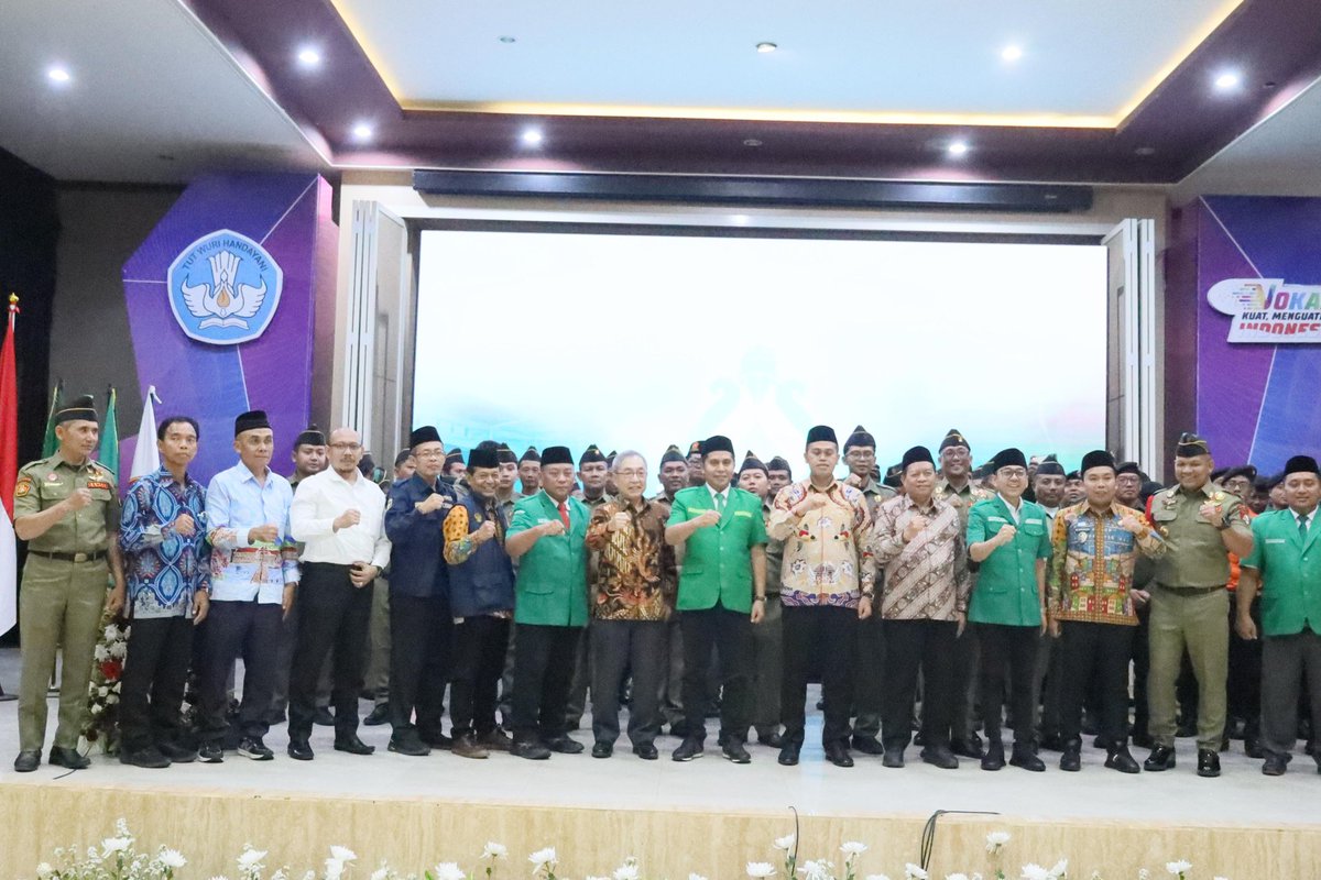 Musyawarah Kerja Wilayah Pimpinan Wilayah Gerakan Pemuda Ansor Jawa Timur "Mengawal Aspirasi, Menjaga Kondusivitas" 08–09 November 2025 M / 17–18 Jumadil Awal 1447 H di BBPPMPV BOE Malang, Arjosari – Kota Malang

#AnsorJatim
#NavigatorAnsorMasaDepan
#MuskerwilAnsorJatim