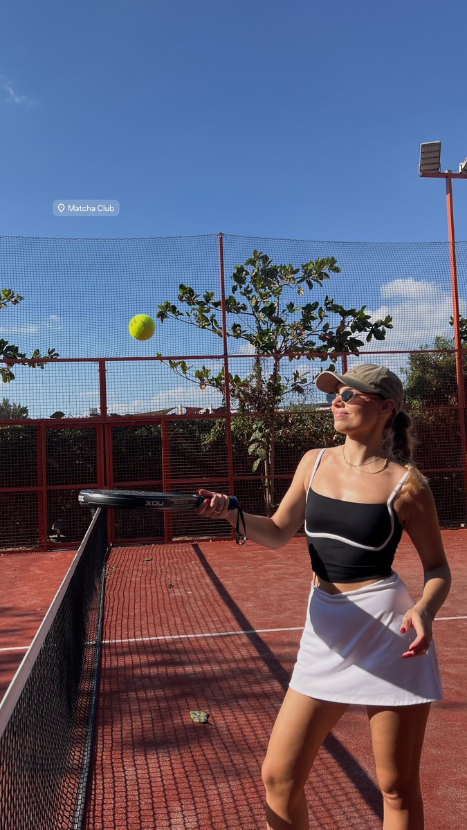 vero_kovar's tweet photo. Precision on the court, discipline in the boardroom. https://t.co/ybcYns9H1r