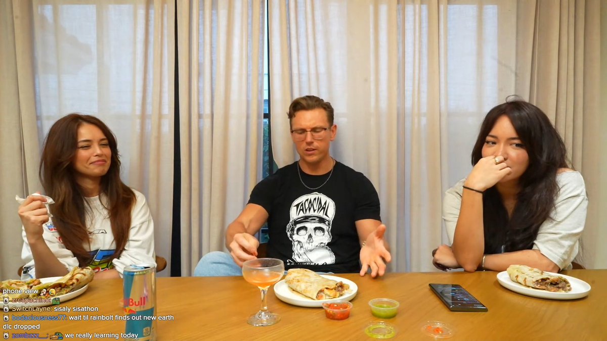 daleexe's tweet image. two of my worlds colliding