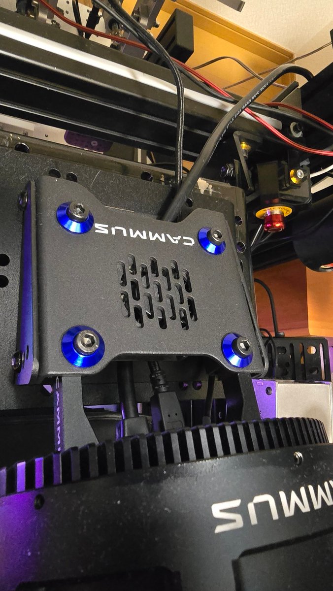 (*ゝω･*)ﾉｺﾝﾁｬ

昨晩はコレでレースしてました(　˙▿˙　)☝
確かな手応えと細やかに表現するFFB⤴⤴⤴
箱車、フォーミュラ何でもござれ🙆‍♀️
あ、AMS2とか参加メンバー募集してます。速い遅い関係なし。ルールやマナーを守ってワイワイと楽しく走りましょーの会