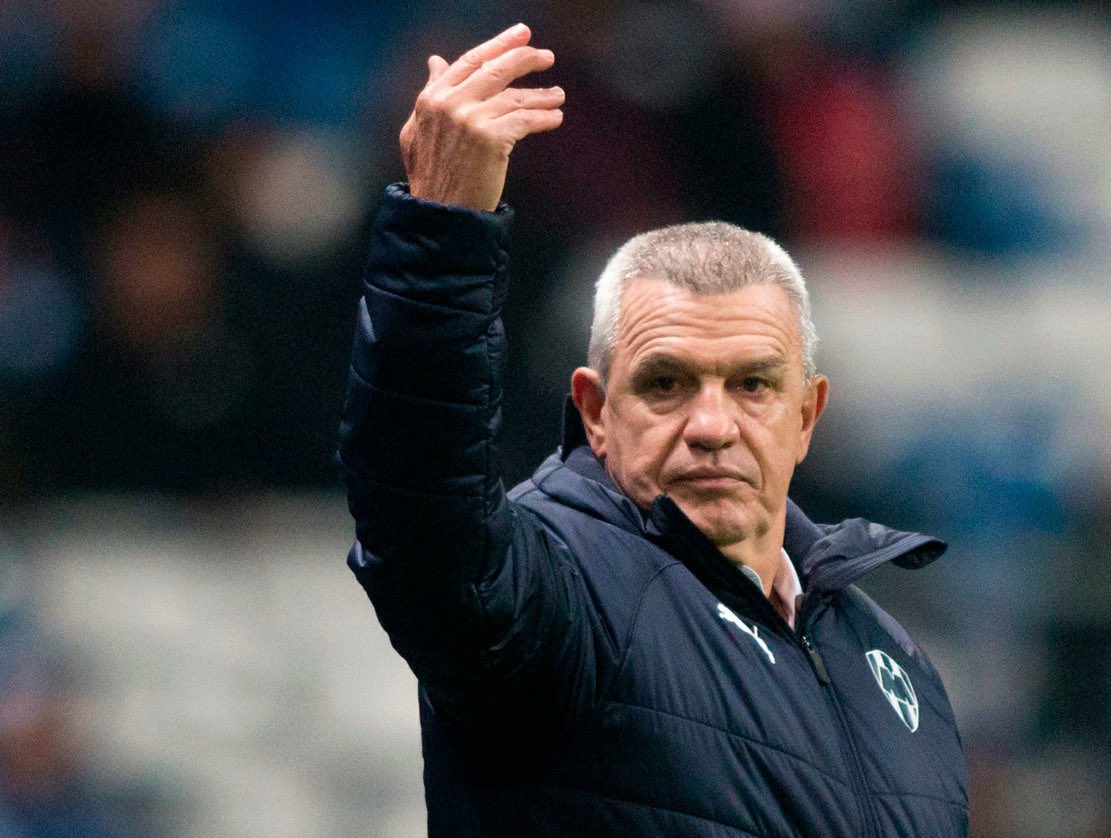 El último campeonato que ganamos fue con este señor y lo hizo con un equipo de menor calidad… creo que estamos muy lejos de ganar un campeonato.

NO ES EL CAMINO