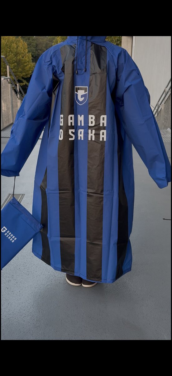 レインポンチョ、 全グッズショップで販売中🌟 ※個数に限りがござい レインポンチョ、 全グッズショップで販売中🌟 ※個数に限りがござい