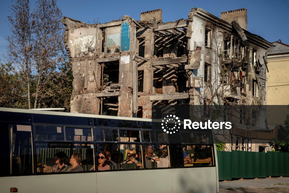 Ogizdagi porno porno Alexandra Daddario jinsiy aloqa