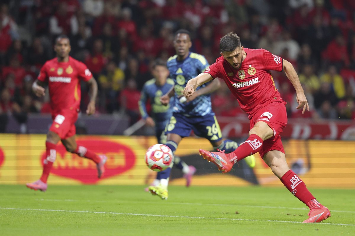 andresglezr's tweet photo. Cuando @carlosmaria0103 dijo que Paulinho es el mejor delantero que llegó desde que se fue Cardozo no se equivocó 

#diablostwitteros https://t.co/qb1l94oM3r
