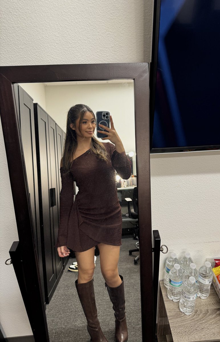 I’ve bet unders 3 different ways tonight:

✅Bonfim/Brown UN 2.5
✅Bonfim/Padilla DNGTD
❌Amil/Emmers DNSR3

#UFCVegas111