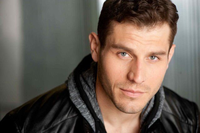 JT Ikneesias (@ikneesias) on Twitter photo 