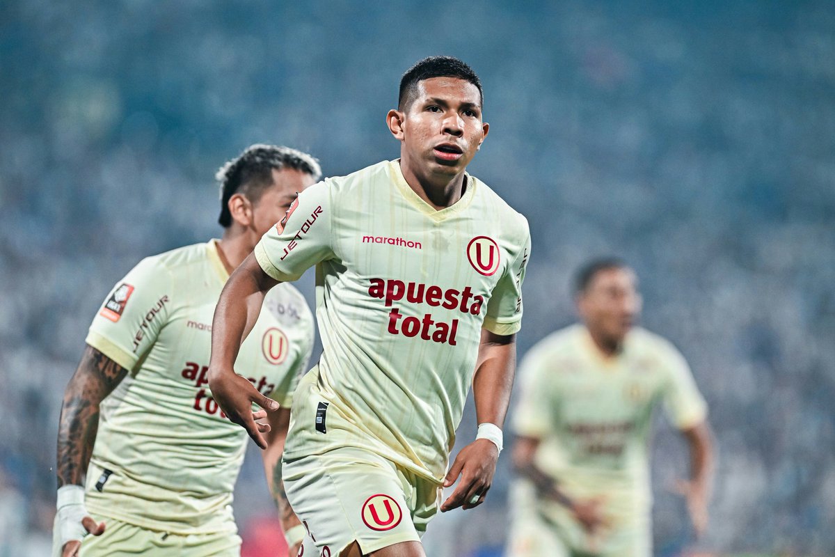 Universitario tweet media