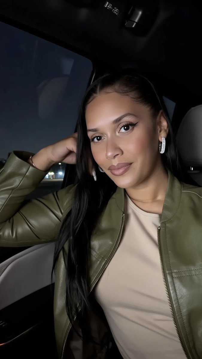 theheidzilla's tweet image. The next wave of marketing is here... and it starts with your Al twin 🤖

#Twinfluencer #AlMarketing
#EntrepreneurLife
#Aiinfluencerlab #artificialintelligence