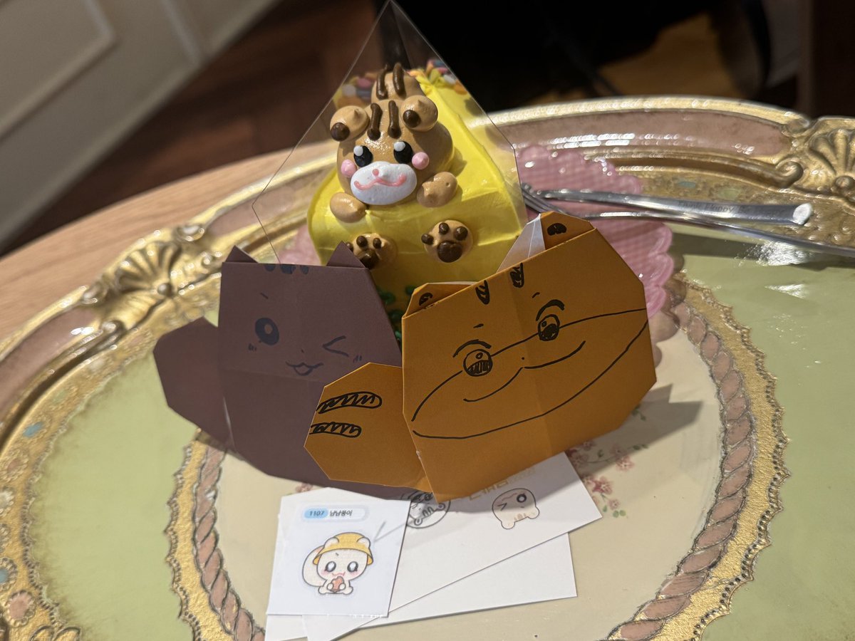 ㄴ ㅑ ㄴ ㅑ ㄴ ㅑ ㄴ ㅑ ㄴ ㅑ 
   ㅁ      ㅁ      ㅁ      ㅁ      ㅁ
#쭝이의_심부름_대작전
#홍중_접기_대작전