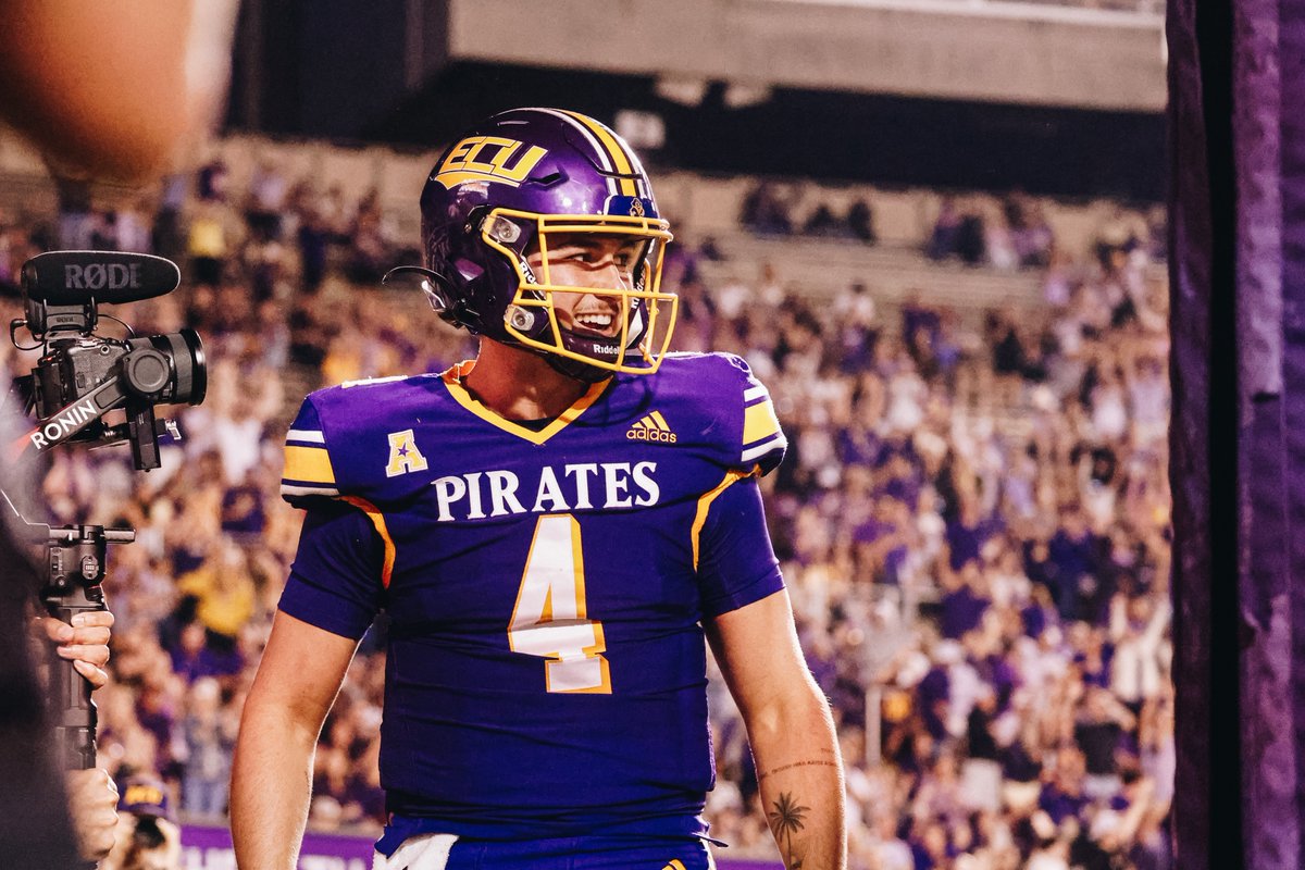 StephenIgoe's tweet image. Trying not to be a prisoner of the moment, but these have to rank up there with best all-time ECU uni combo, right?

📸: @sbe5