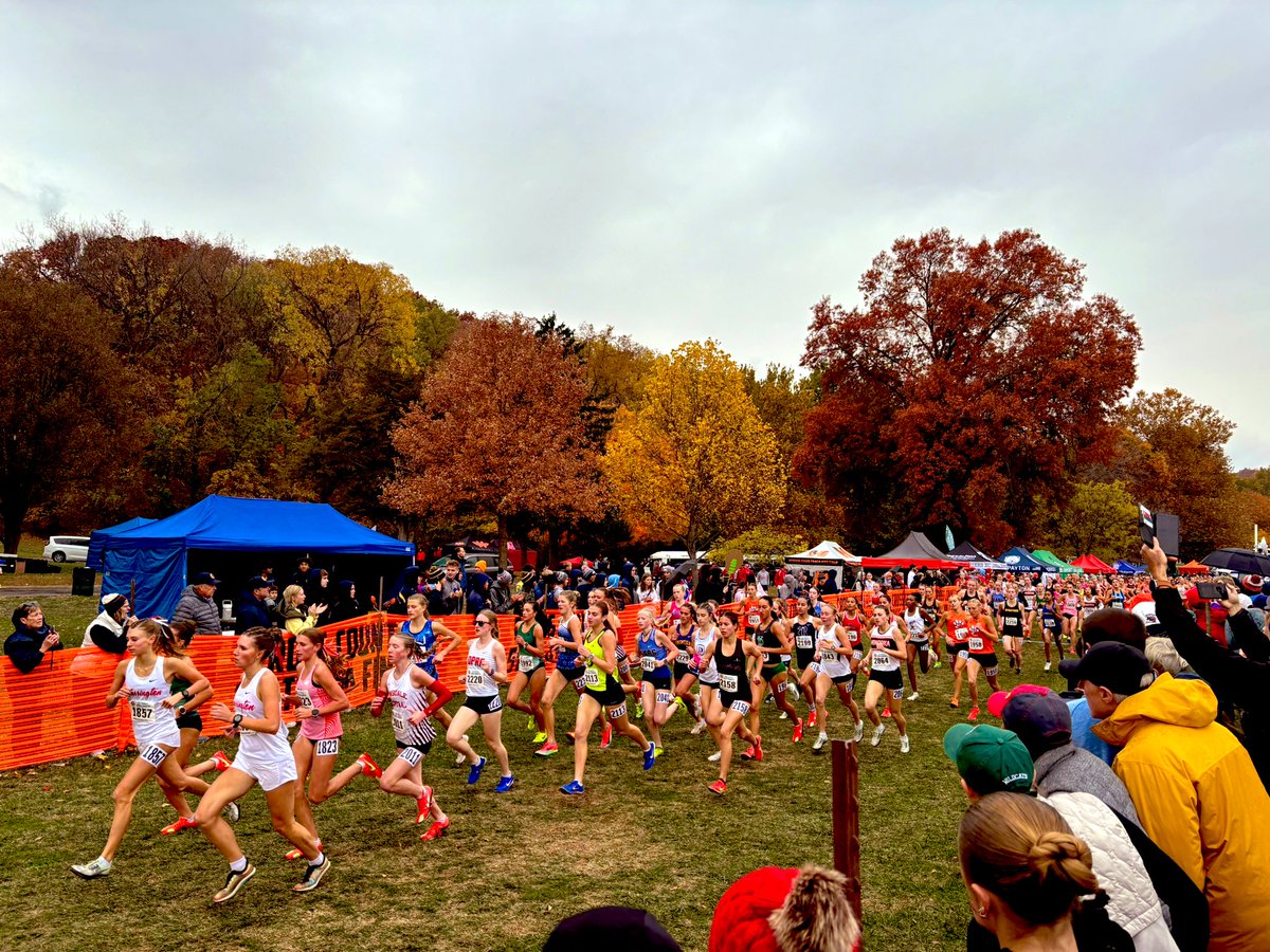 CoachNFarr's tweet image. It was a long, rewarding day recruiting at the Illinois state XC meet. 

20 years ago today 🤯 I ran my last race here with a PR and 9th place team finish for @tigerxctf. Memories for a lifetime, and a glimpse of Heaven with the sights, sounds, and PEOPLE who make up this sport!