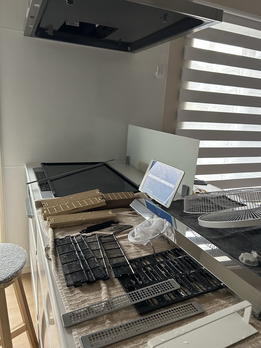 大掃除前の中掃除終了🧹 今回は換気扇やサーキュレーターなど、家の