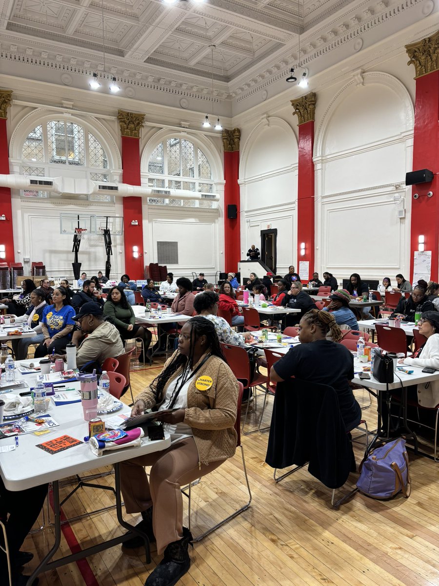 IL Charter Schools tweet media