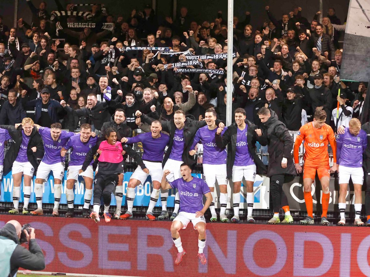 Heerlijk om de spelers en supporters samen feest te zien vieren. Heracles wint met 2-1 van Excelsior.
#excher  #heracles #excelsior