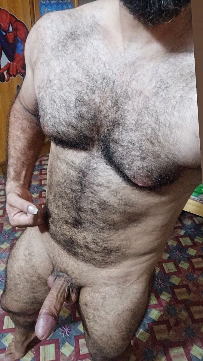 وينهم الي يخصعون لبابا الأصلع العنيف